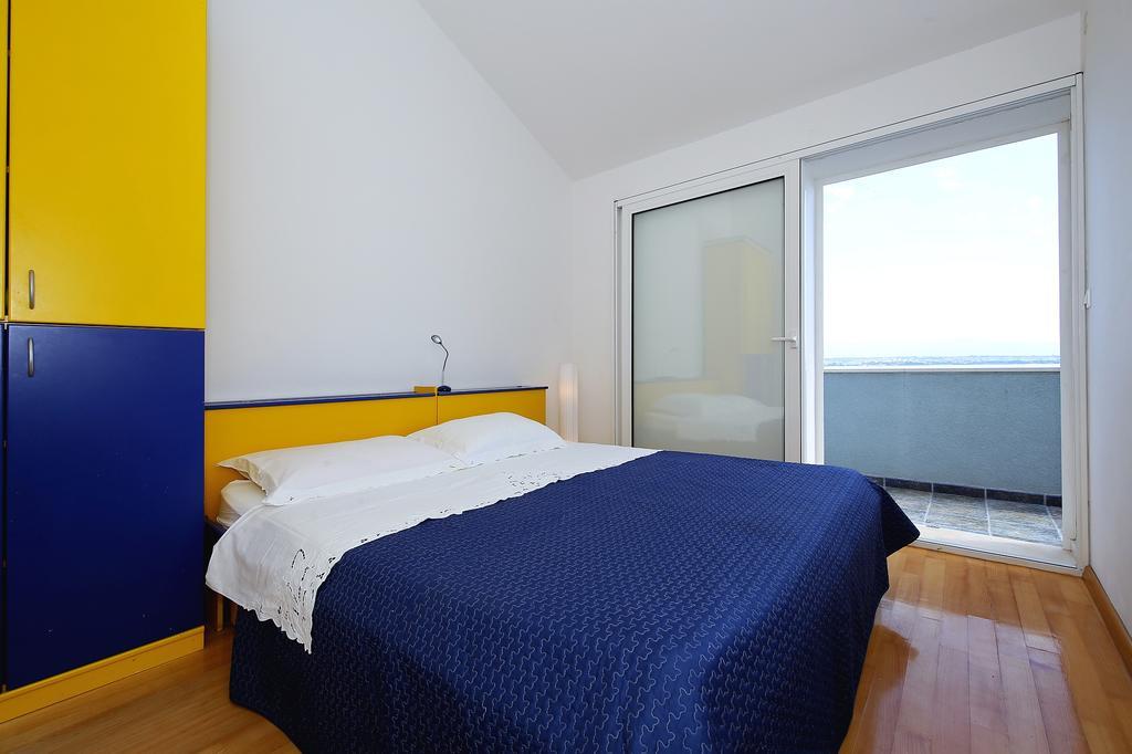 Punta Preko Apartments Buitenkant foto